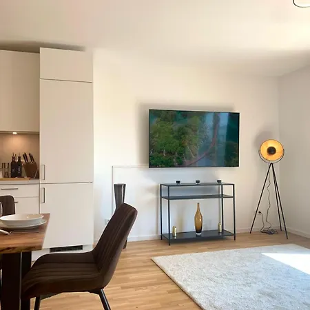 Tt Living Apartment Schwarzenbek I 2 Zimmer I 4 Betten I Balkon I Tg-Stellplatz Exterior photo