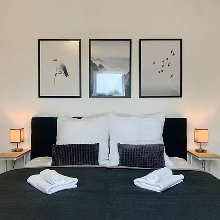 Tt Living Apartment Schwarzenbek I 2 Zimmer I 4 Betten I Balkon I Tg-Stellplatz Exterior photo