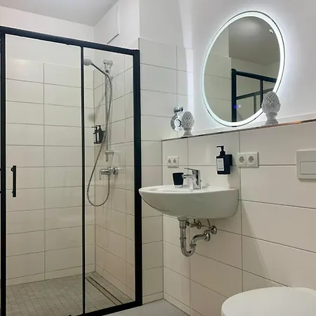 Tt Living Apartment Schwarzenbek I 2 Zimmer I 4 Betten I Balkon I Tg-Stellplatz Exterior photo