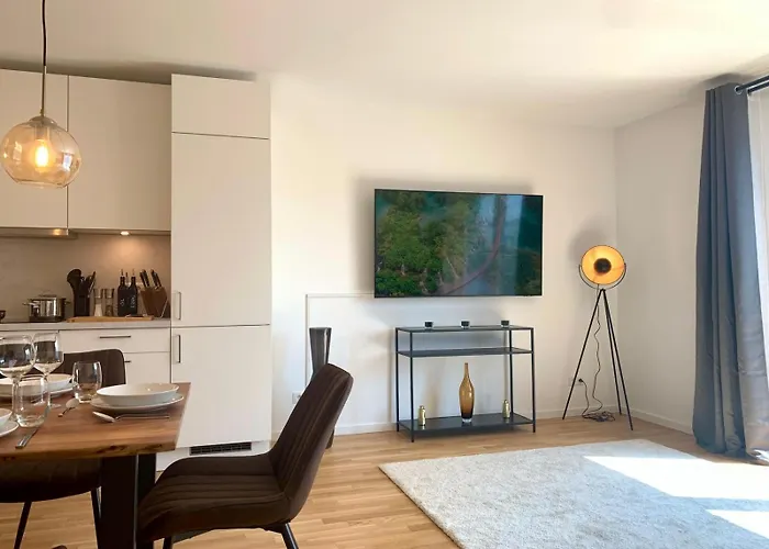 Tt Living Apartment Schwarzenbek I 2 Zimmer I 4 Betten I Balkon I Tg-Stellplatz