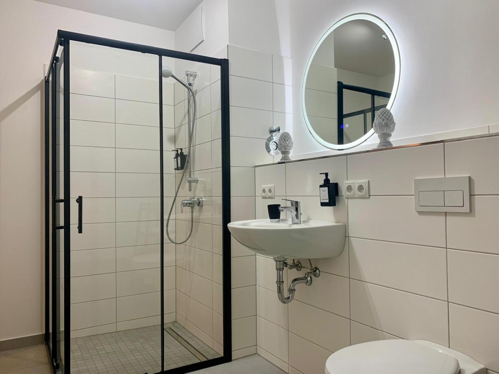 Tt Living I 2 I 4 Betten I Balkon I Tg-stellplatz