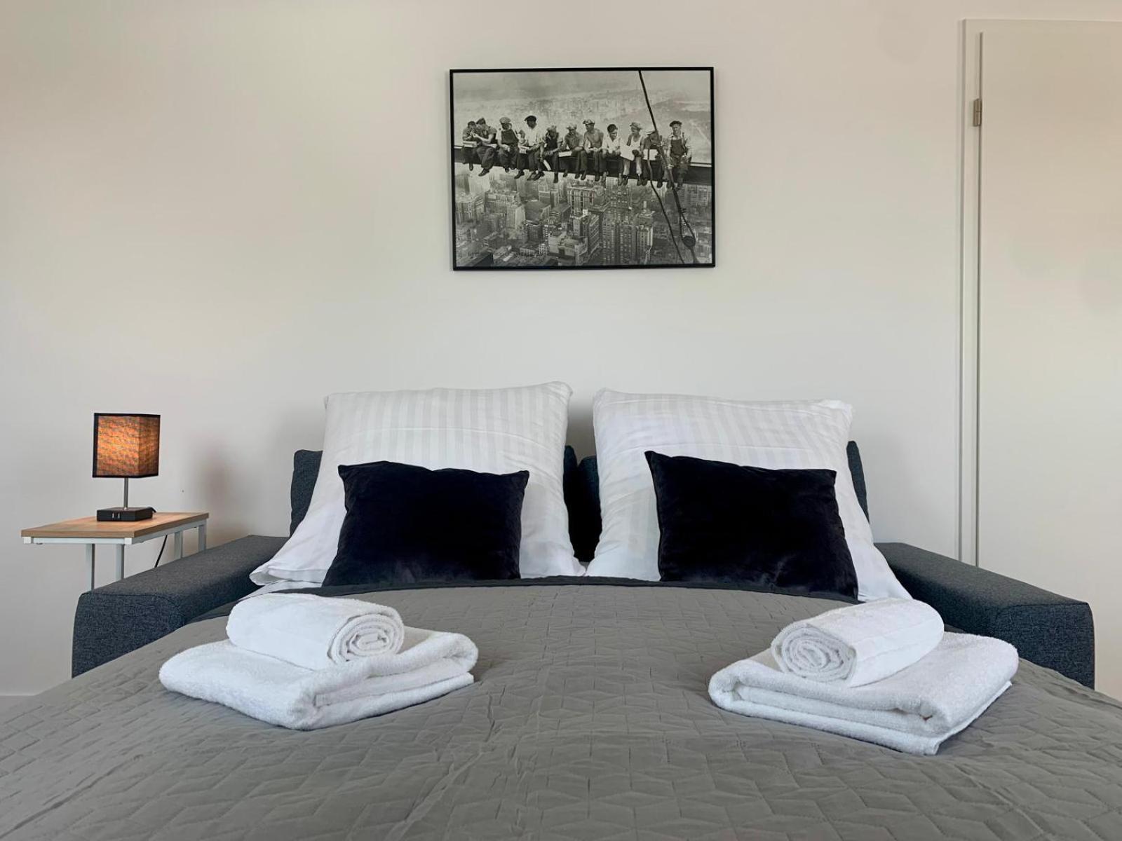 Tt Living I 2 I 4 Betten I Balkon I Tg-stellplatz * Schwarzenbek